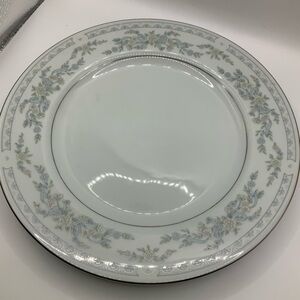 Somerset Blue, Pink & Green Flowers w/Blue Ribbon Silver Trimmed Plate (4)